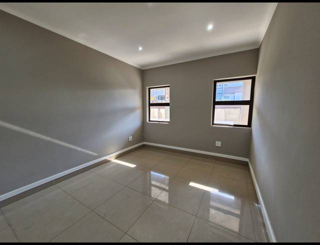 2 BEDROOM APARTMENT BLOCK TO LET IN MUSGRAVE